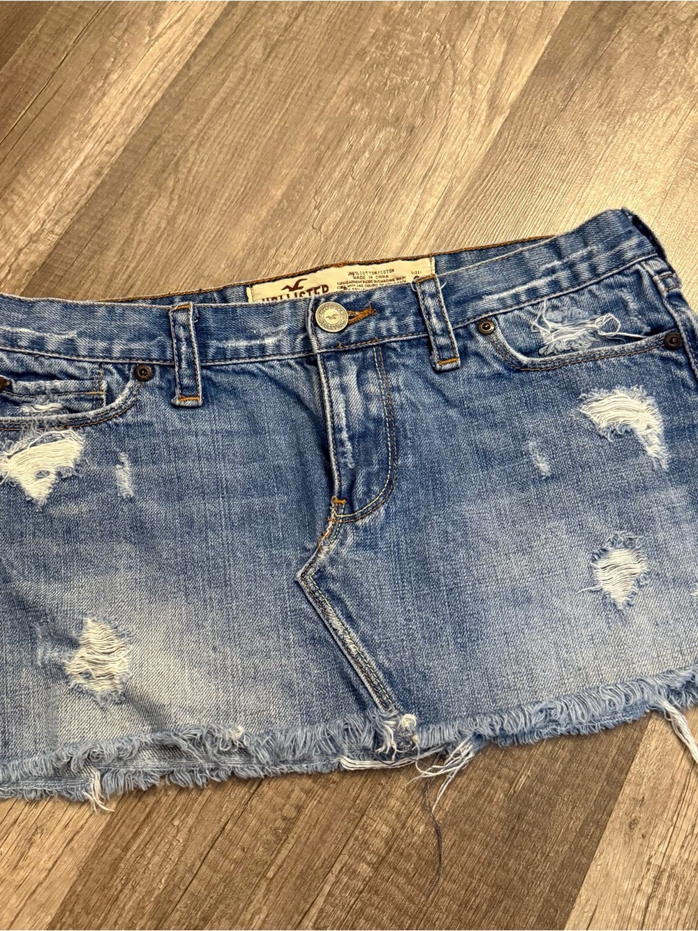 Hollister Y2K Distressed Denim Cutoff Skirt Low Rise Frayed Hem